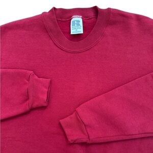Vintage Russell Athletic Women’s Burgundy Sweatshirt Size Medium Blank Grunge‎